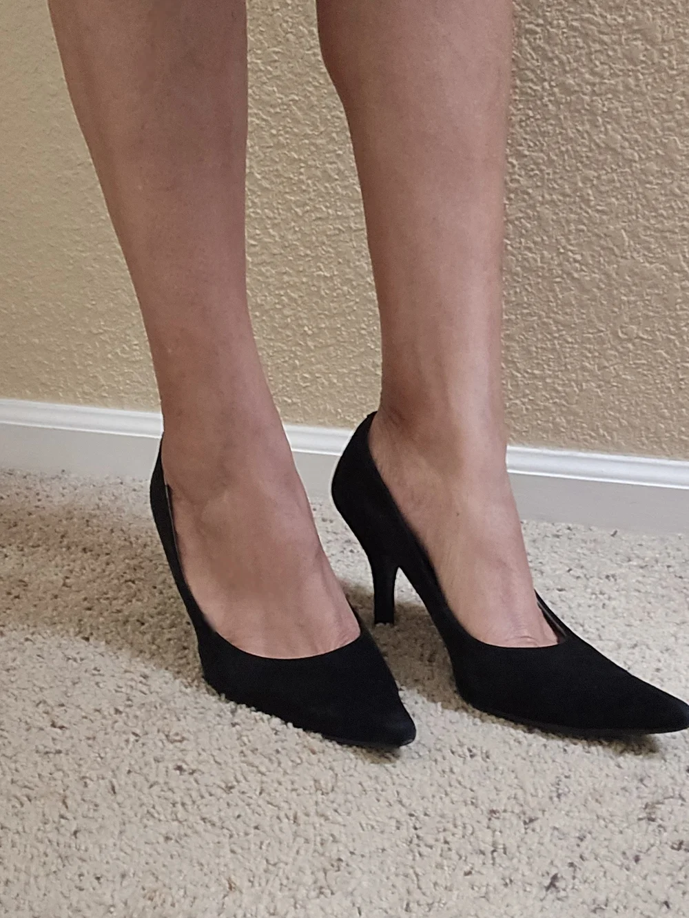 Nine West Black Pointed-Toe Suede Pumps